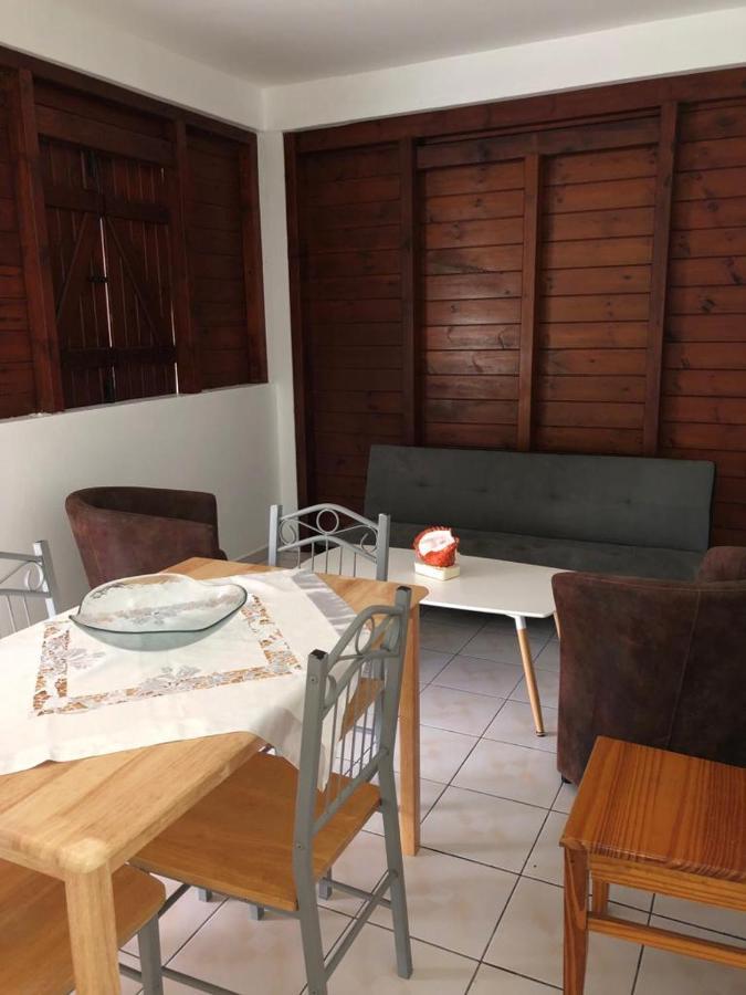 Jo Et Elie Apartment Le Gosier  Exterior foto